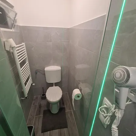 Tom Apartmans Siófok Buitenkant foto